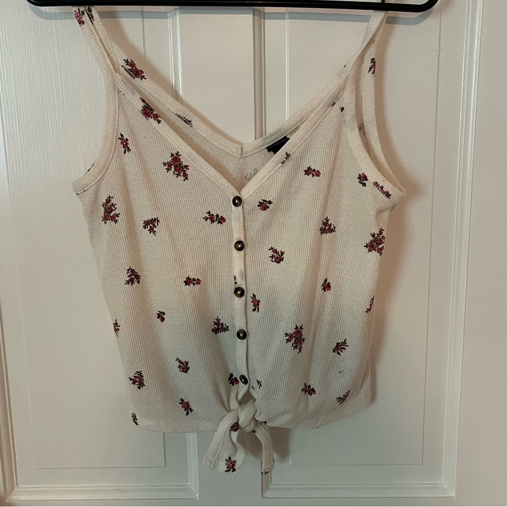 Floral cropped tank
